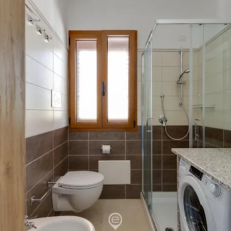 Lemon 2 - Terrace - Aircon Apartment